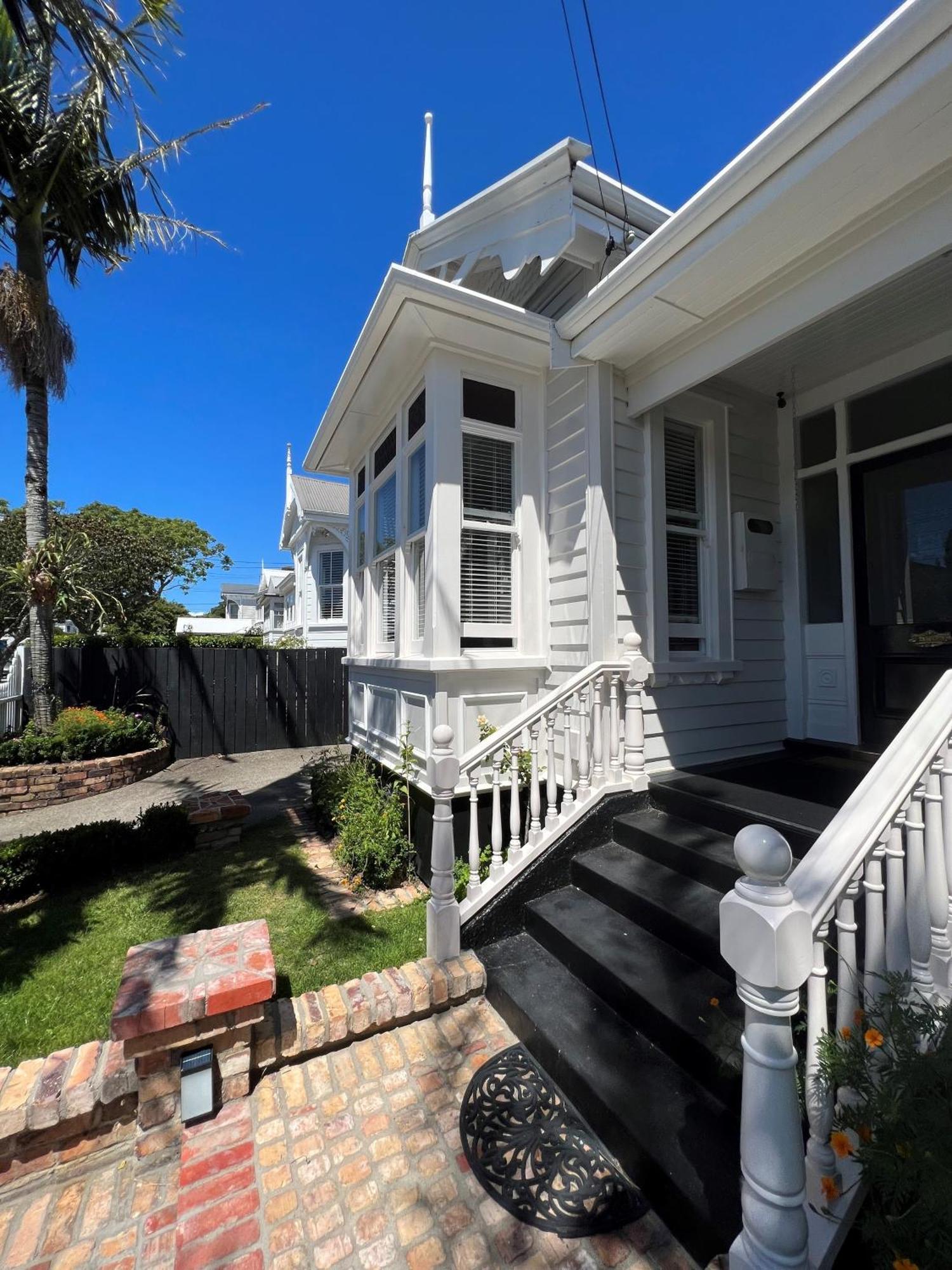 Eden Park Bed And Breakfast Inn Auckland Exterior photo